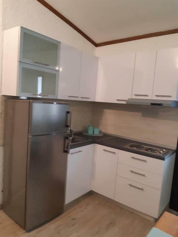 Apartments Lola Biograd Na Moru Ngoại thất bức ảnh